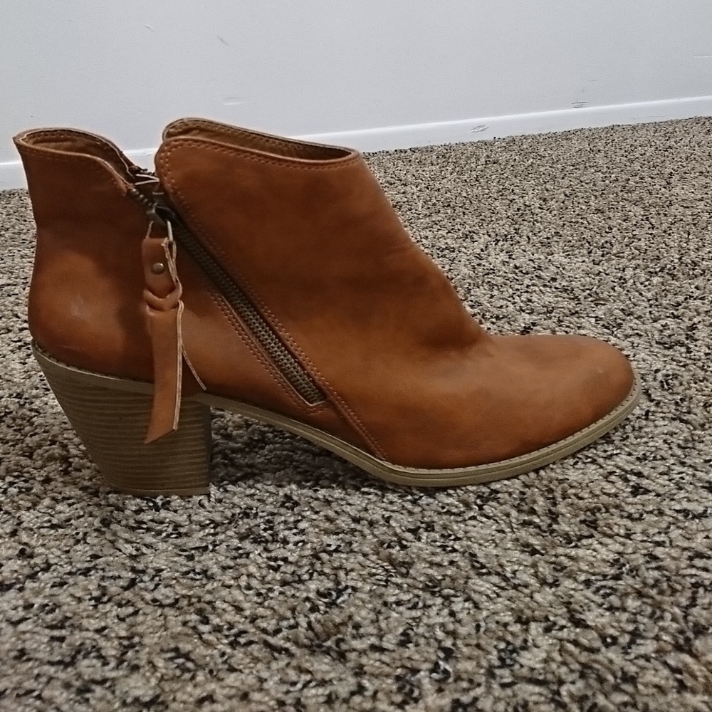 American Eagle Boots